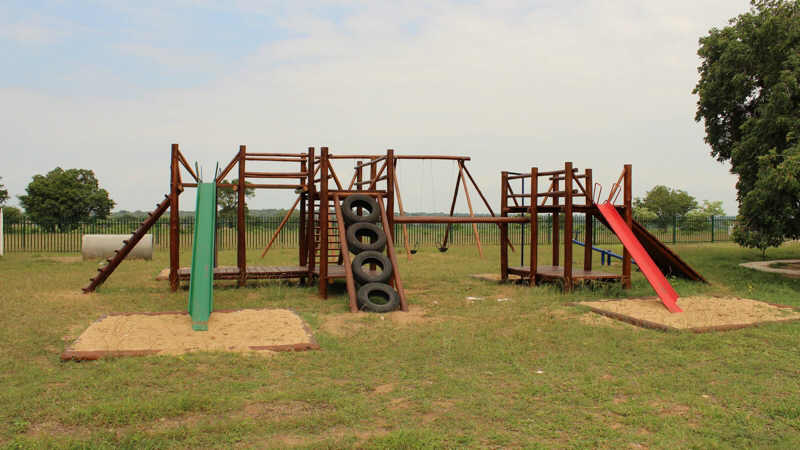 nhlengelo-0012